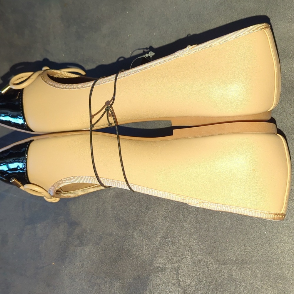 Wide Width Flats - Picture 6 of 11